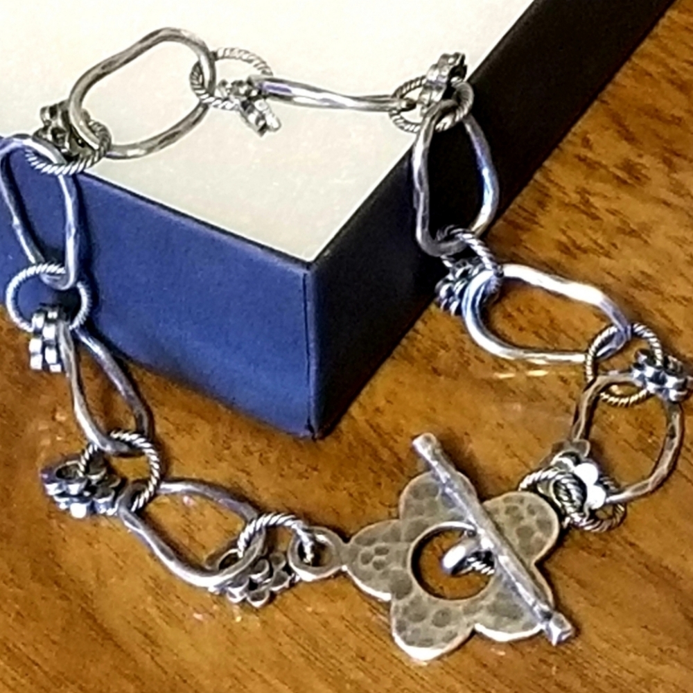 Rare Silpada Sterling Silver Flower Links Bracelet - Picture 2 of 10
